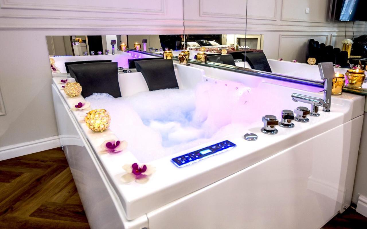 Luxury Jacuzzi Apartment Cracovia Esterno foto